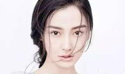 娱乐吃瓜美女模特,揭秘吃瓜美女模特的时尚传奇